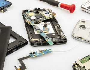 mobile-phone-technician